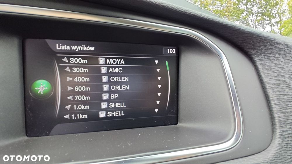 Volvo V40 D3 Drive-E SCR Momentum - 13