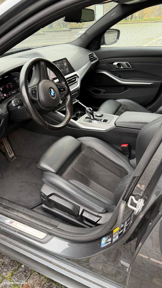 BMW 330 e Touring Pack Desportivo M Auto - 6