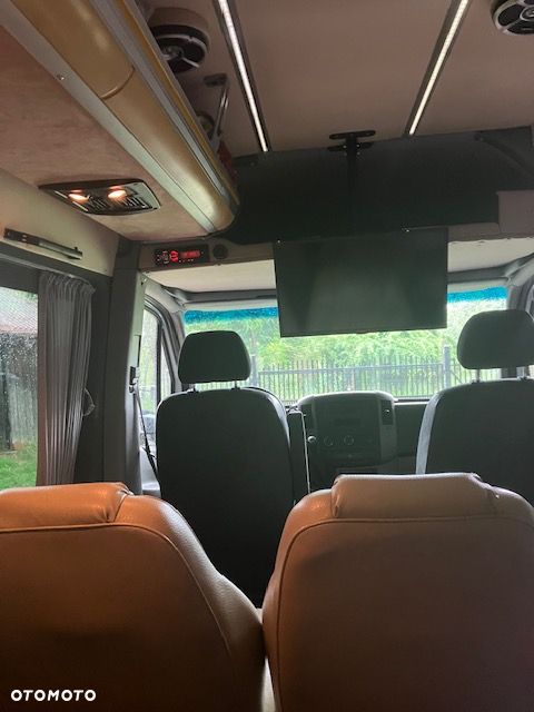 Mercedes-Benz Sprinter - 5