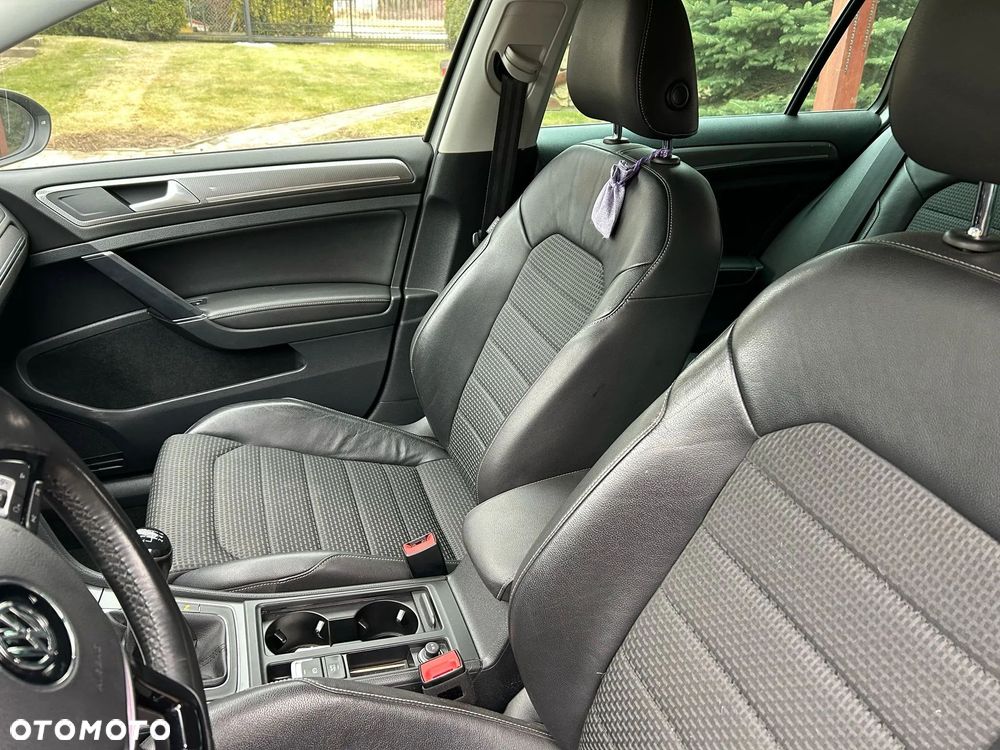 Volkswagen Golf Alltrack - 13