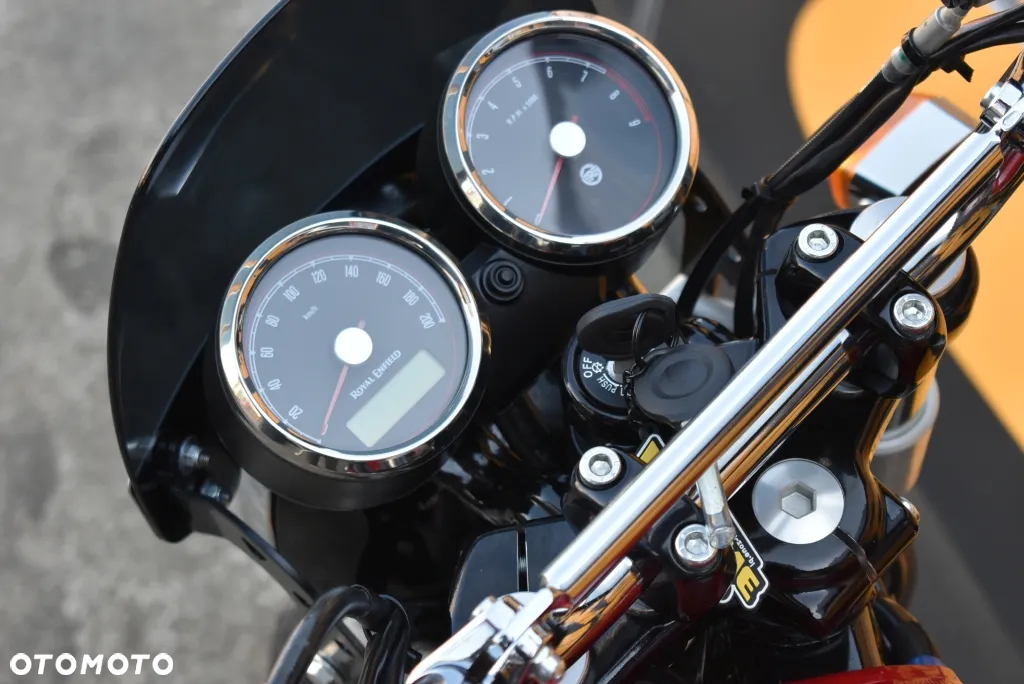 Royal Enfield Interceptor - 22