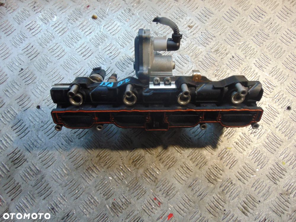 Kolektor ssacy nastawnik listwa wtryskowa Golf V 2,0 FSI 06D133340 - 4