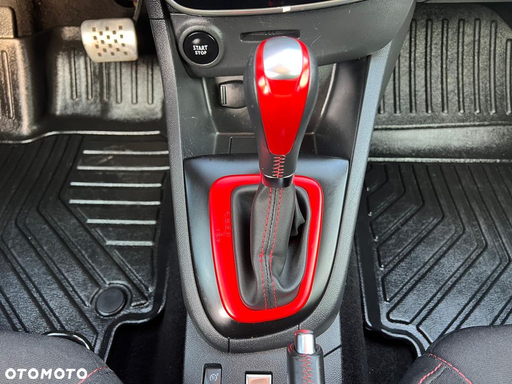 Renault Clio 1.6 R.S 200 EDC - 26