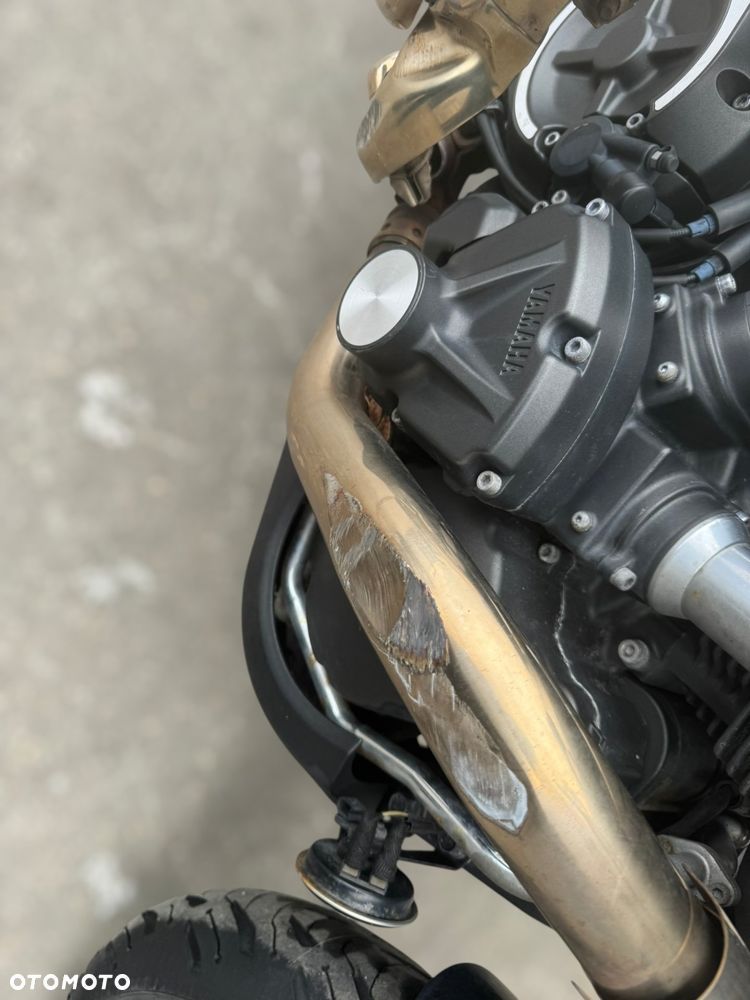 Yamaha MT - 8