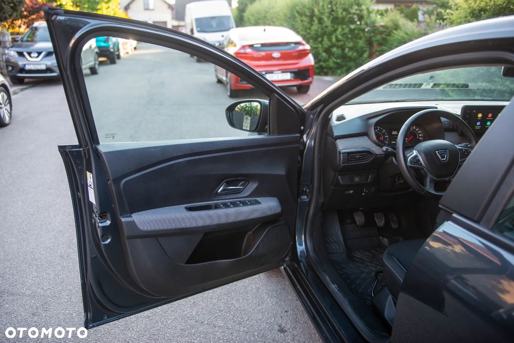 Dacia Sandero 1.0 TCe Laureate S&S - 17