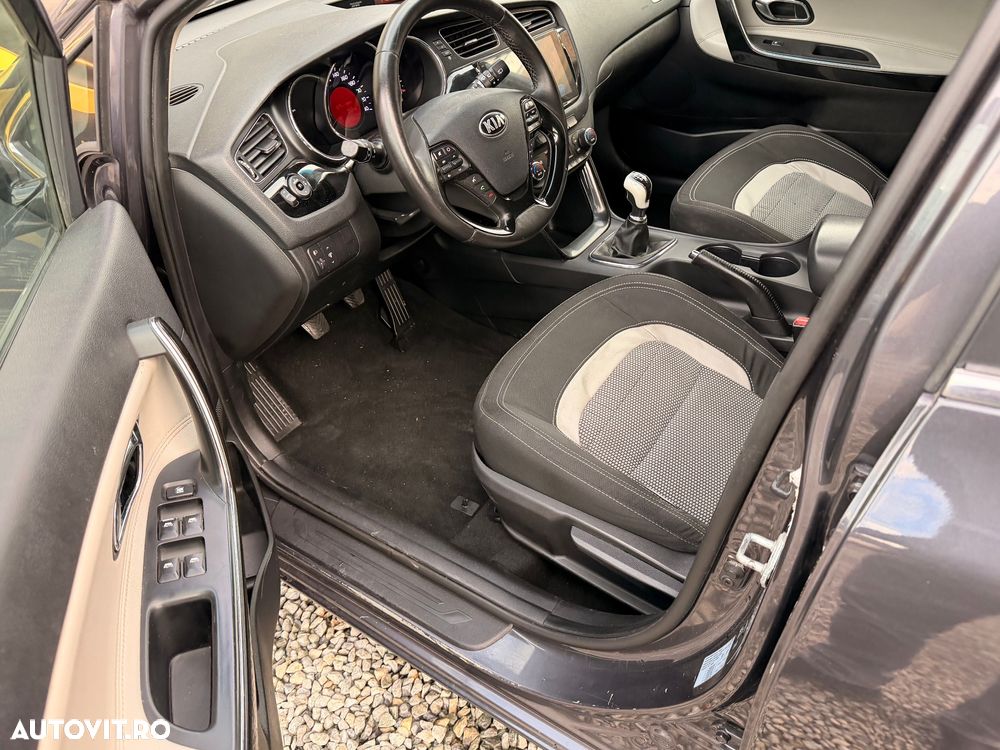 Kia Ceed 1.4 CRDi 90 SW Vision - 7