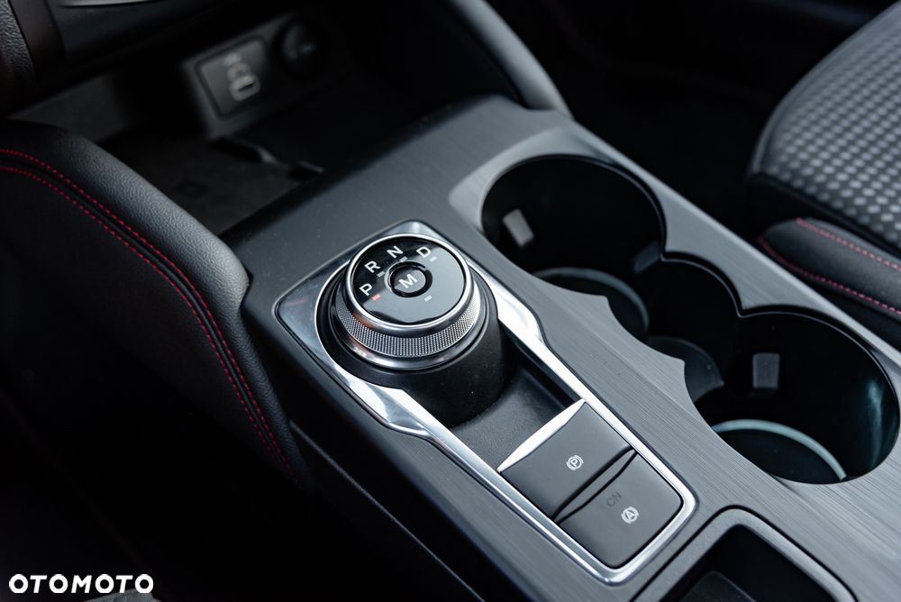 Ford Focus 1.5 EcoBlue Start-Stopp-System ST-LINE - 35
