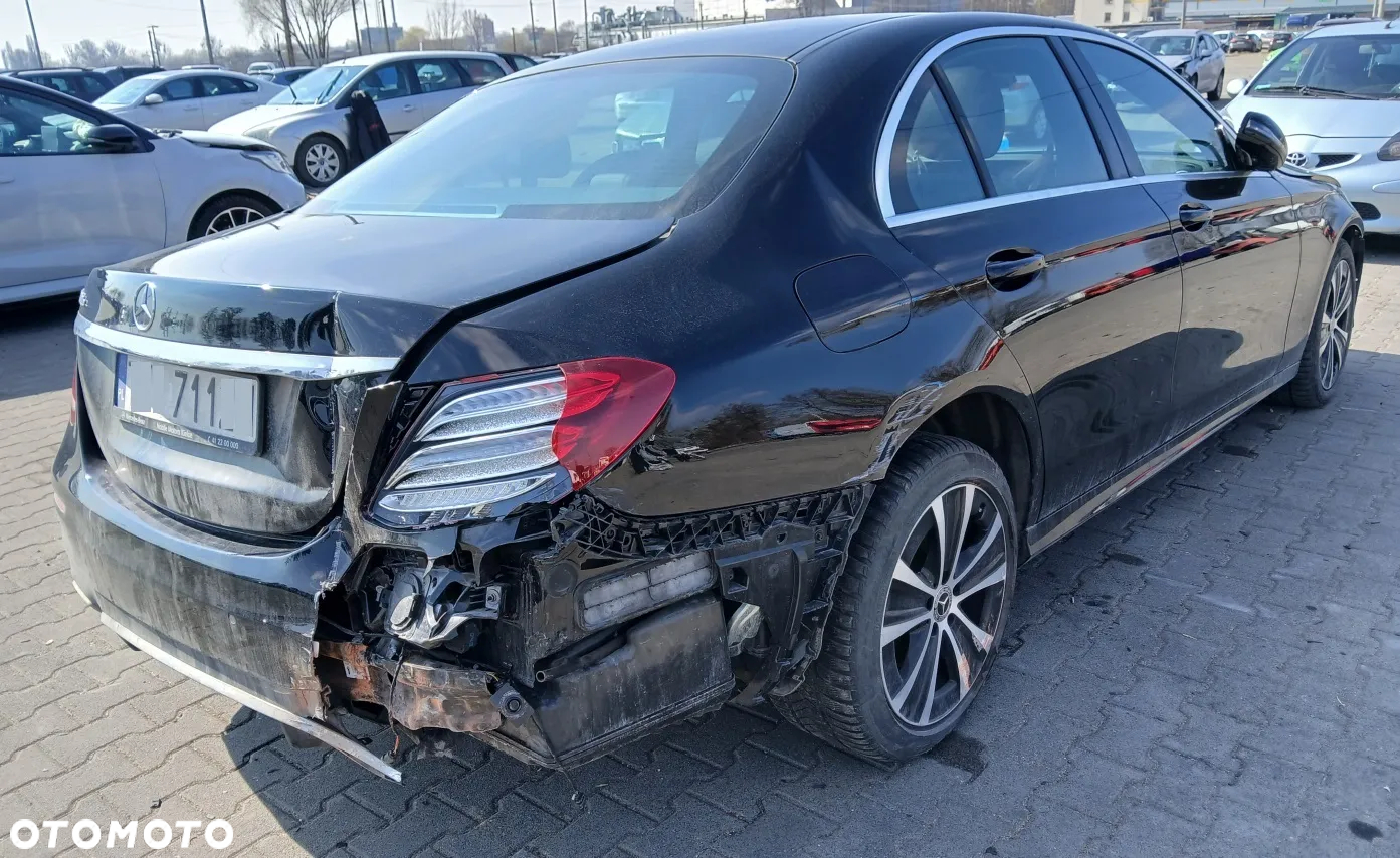 Mercedes-Benz Klasa E 300 de 9G-TRONIC - 4