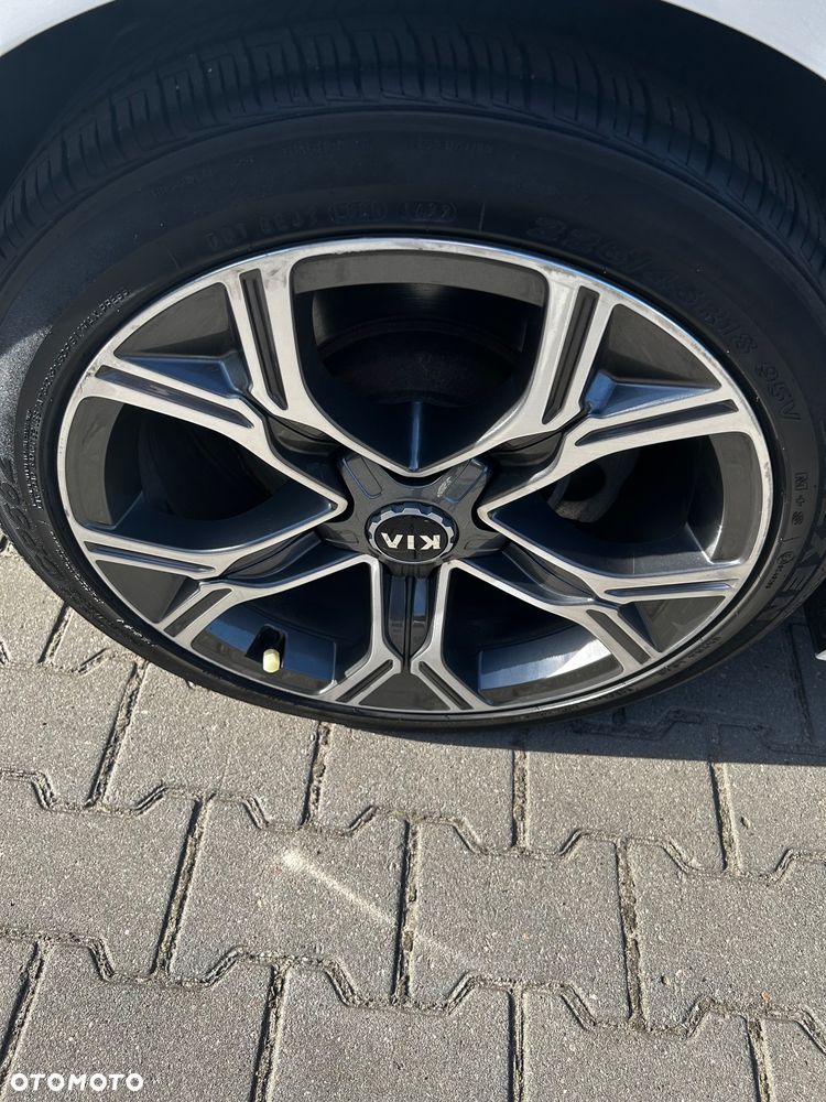 Kia Stinger 2.0 T-GDI GT Line - 9
