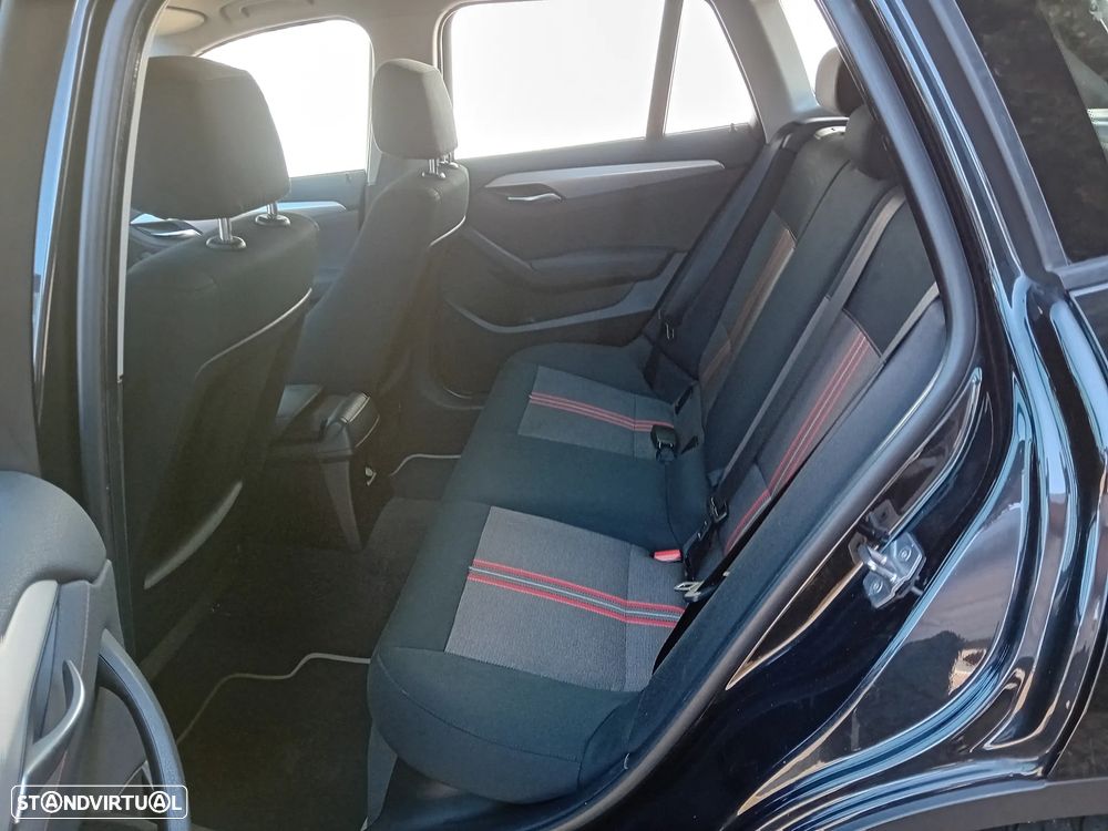 BMW X1 16 d sDrive Line Sport - 11