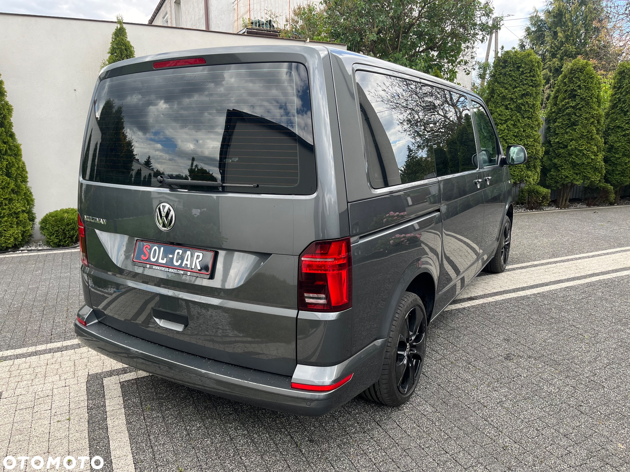 Volkswagen Multivan 6.1 2.0 TDI L1 Trendline DSG - 20