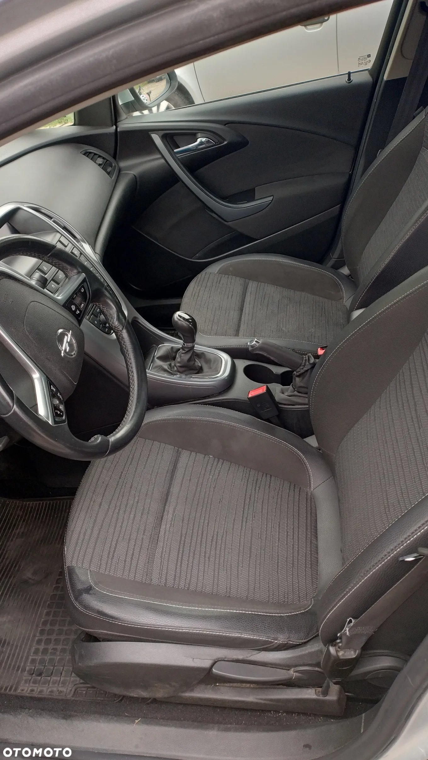 Opel Astra - 11