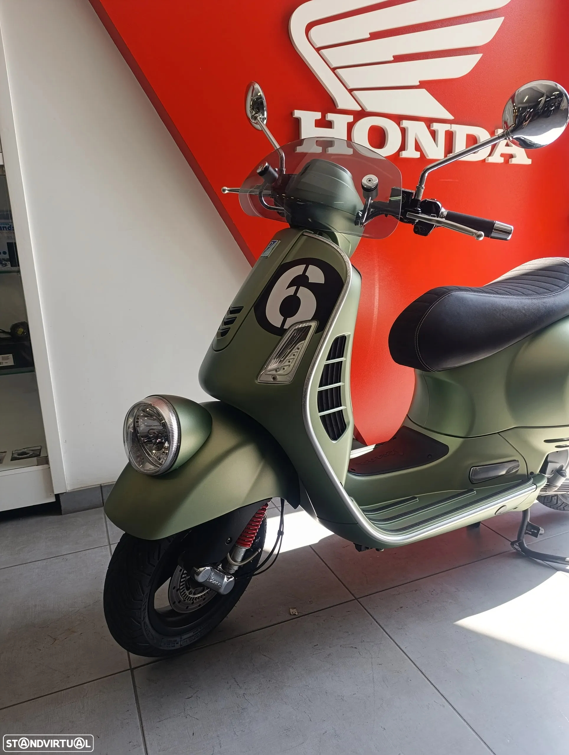 Vespa GT GTS Sei Giorni 300 4T - 3
