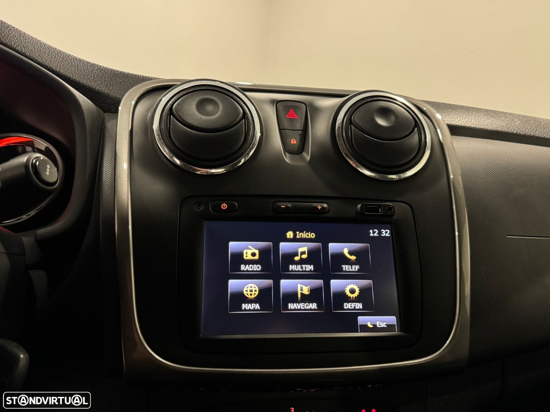 Dacia Sandero 0.9 TCe Stepway - 38