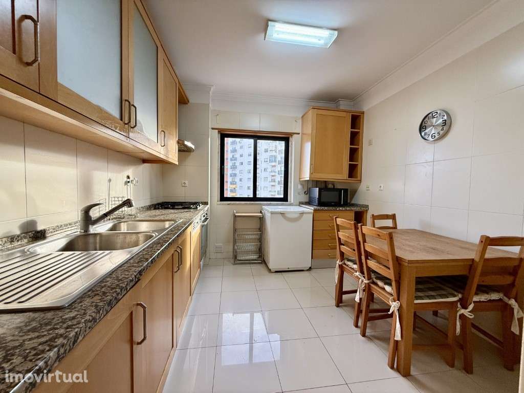 Apartamento T2 com parqueamento em Odivelas - Grande imagem: 4/14