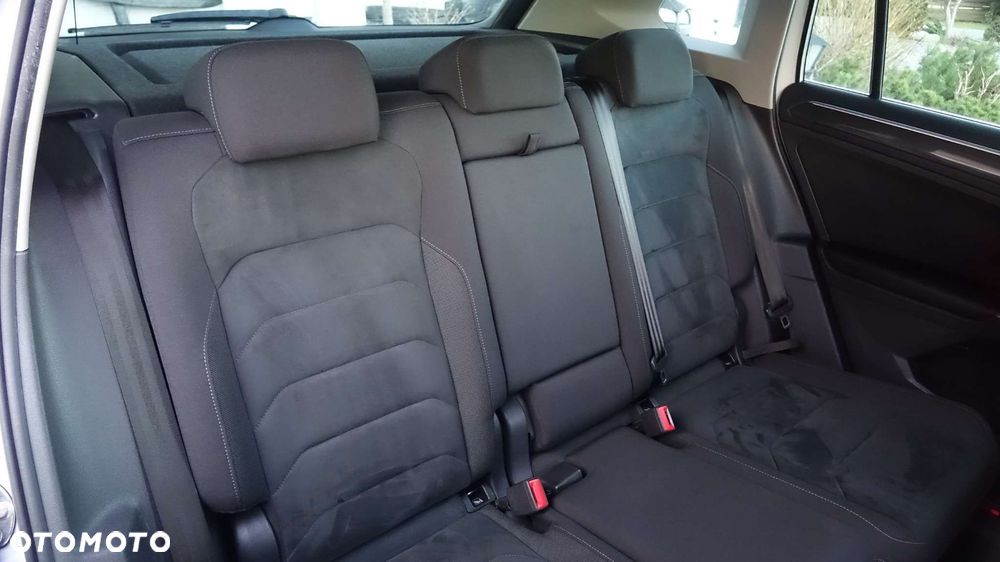 Volkswagen Tiguan - 28