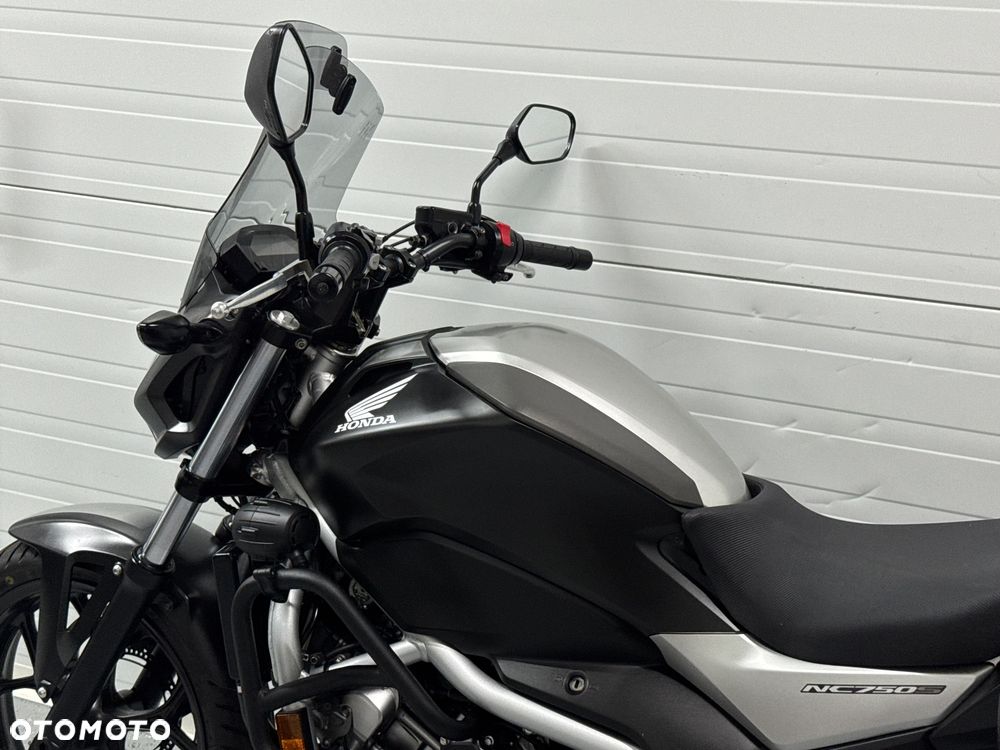 Honda NC - 19