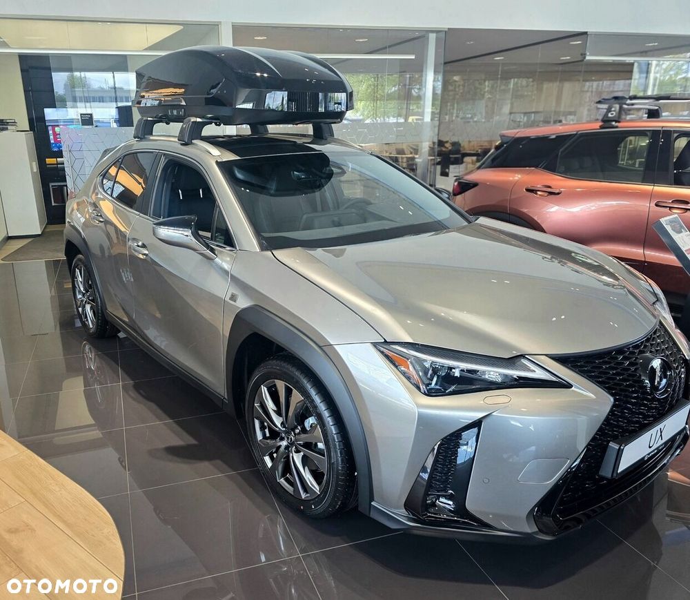 Lexus UX - 2