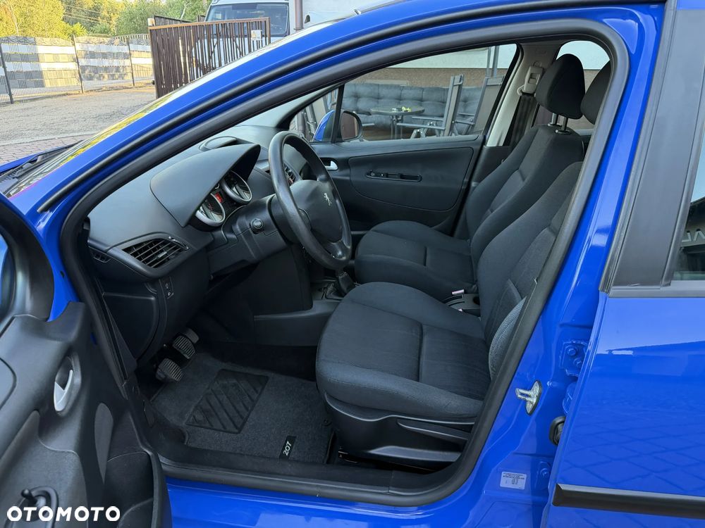 Peugeot 207 1.4 Trendy - 12