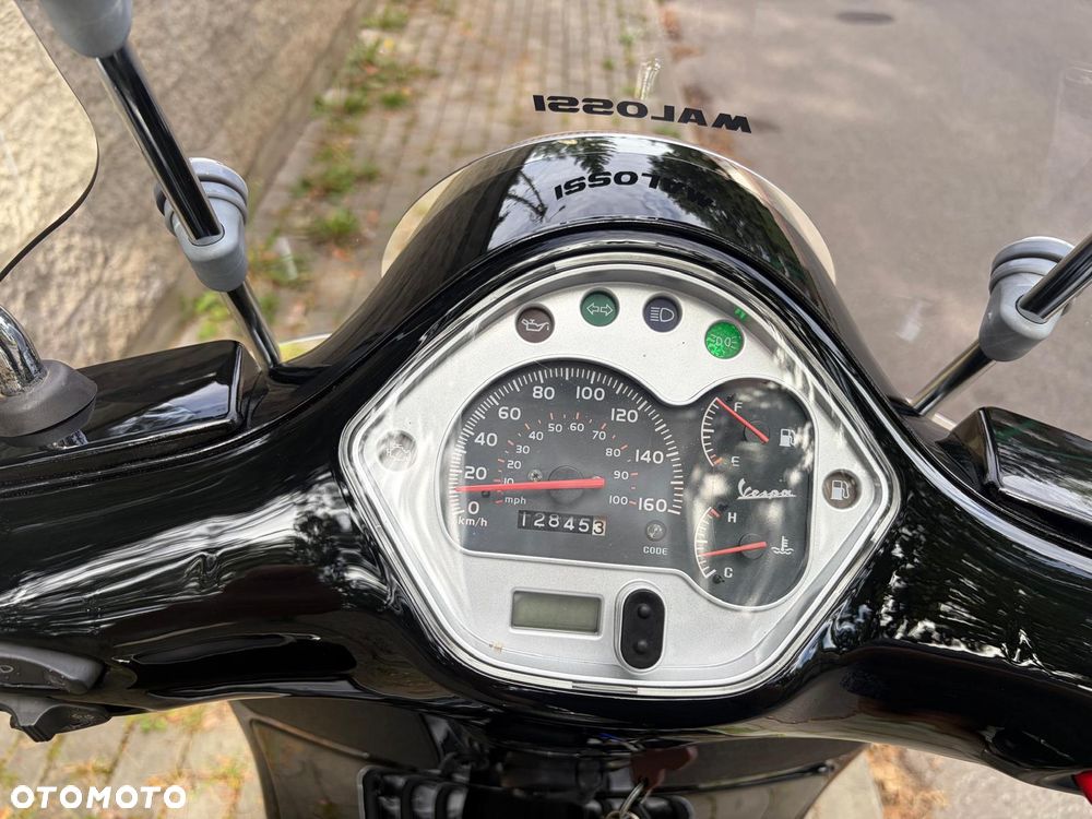 Vespa GTS - 32