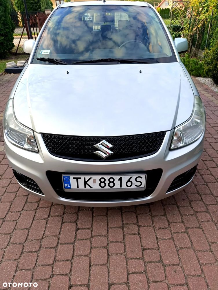Suzuki SX4 - 10
