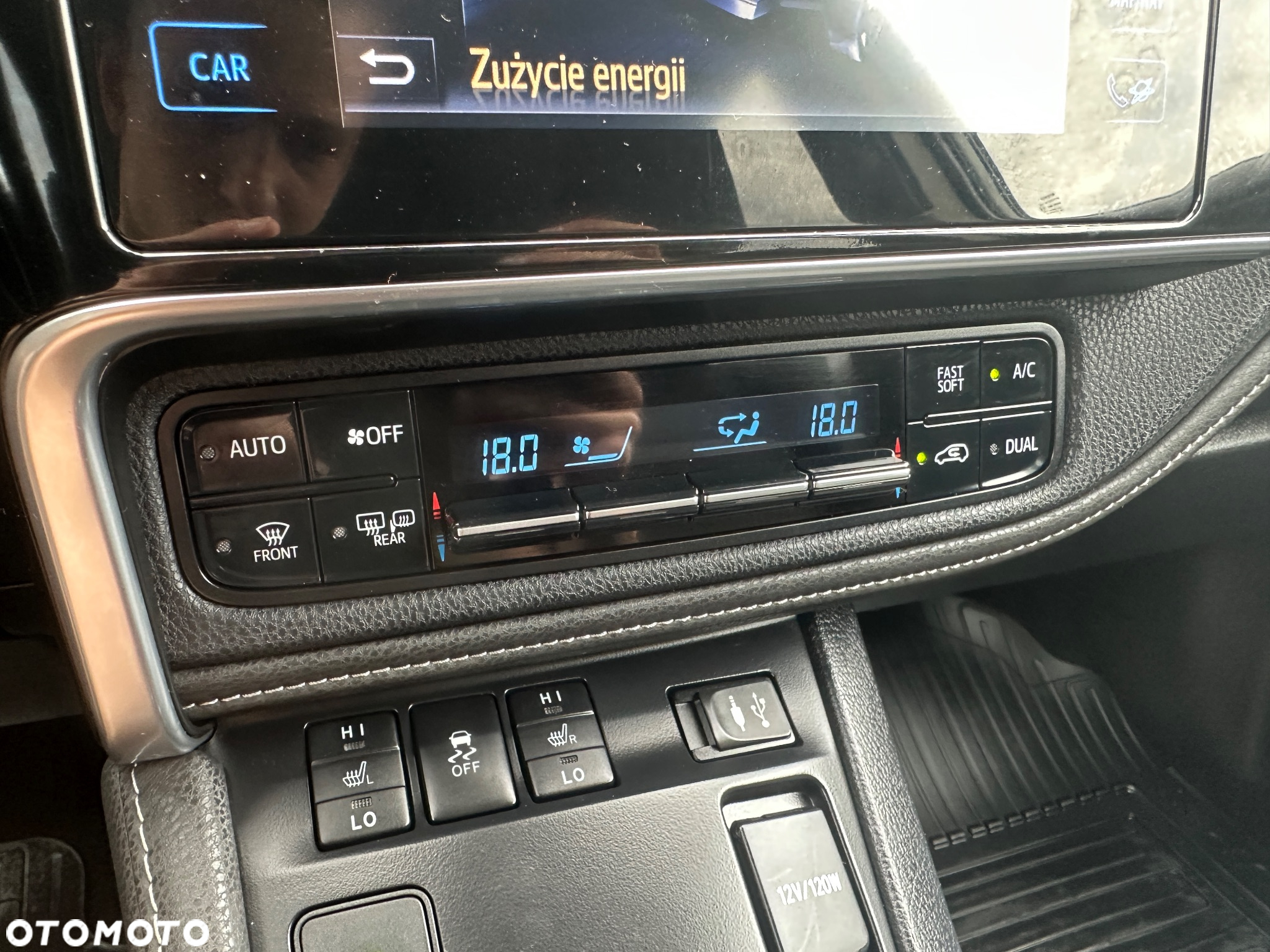 Toyota Auris Hybrid 135 Premium - 21