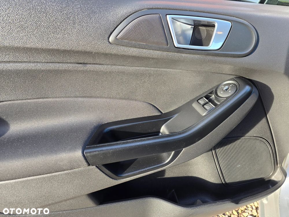 Ford Fiesta 1.25 Champions Edition - 9