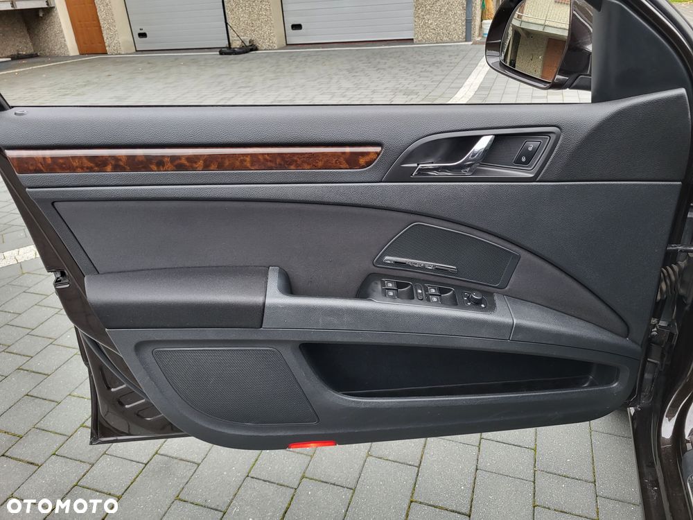 Skoda Superb 2.0 TDI Ambition DSG - 21