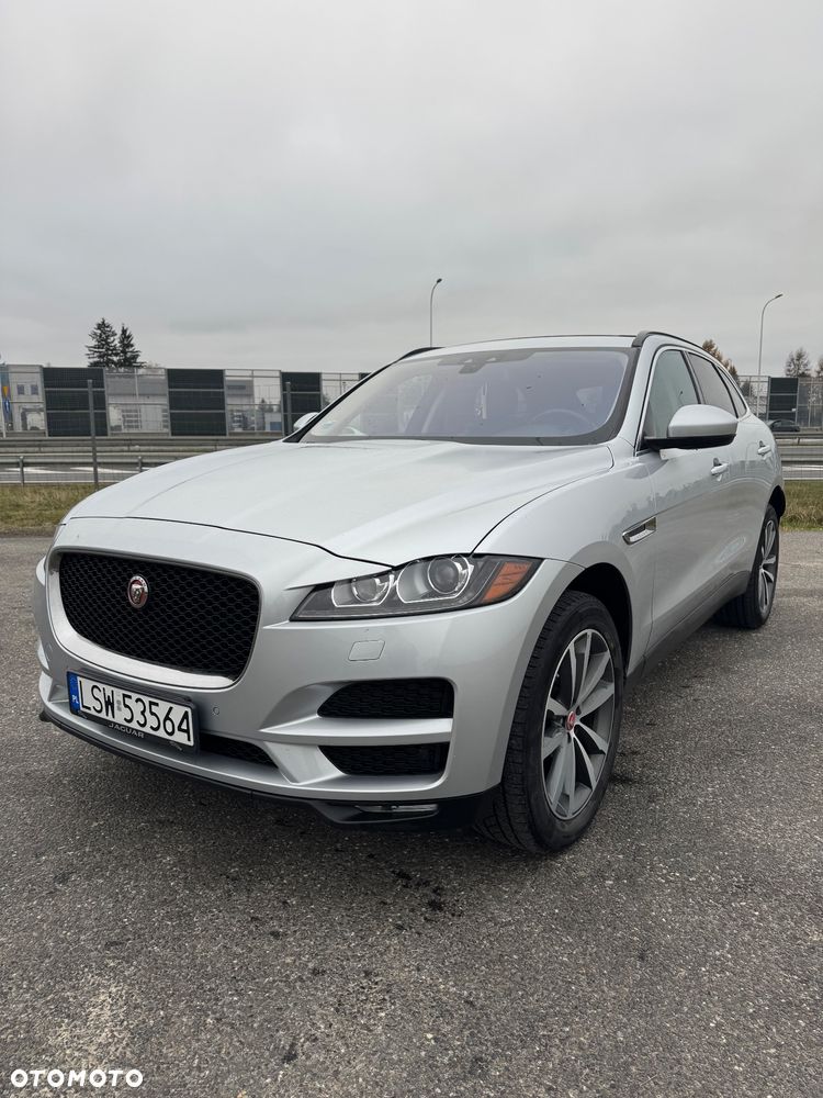 Jaguar F-Pace 2.0 i4P AWD Prestige - 2