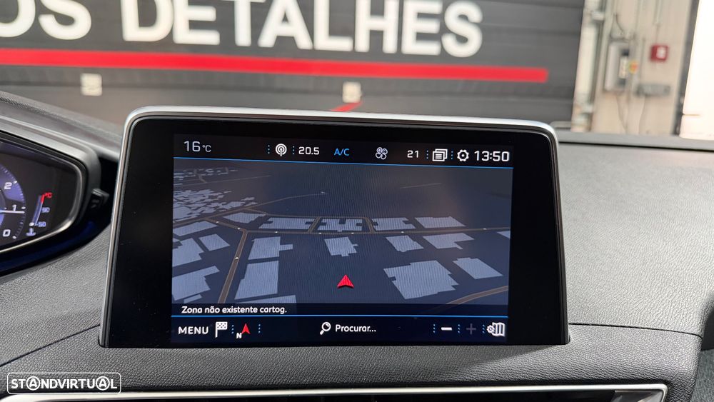 Peugeot 3008 PureTech 130 Stop & Start GPF EAT8 Allure - 29