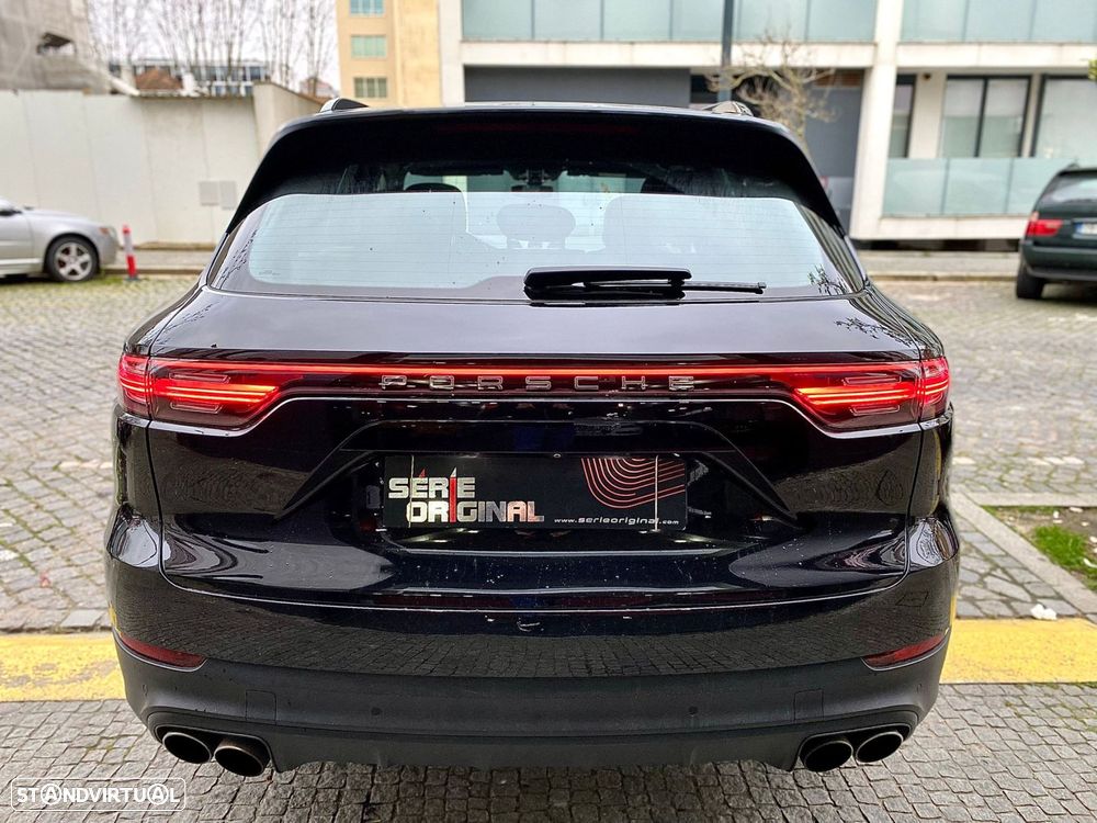 Porsche Cayenne S - 7