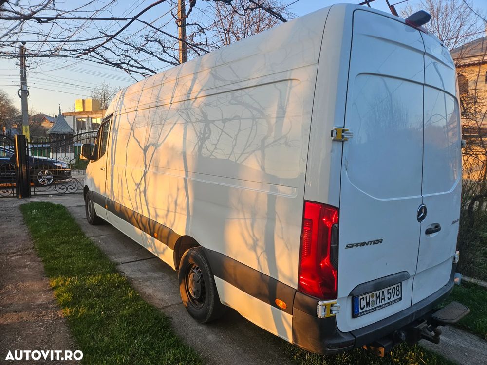 Mercedes-Benz Sprinter - 16