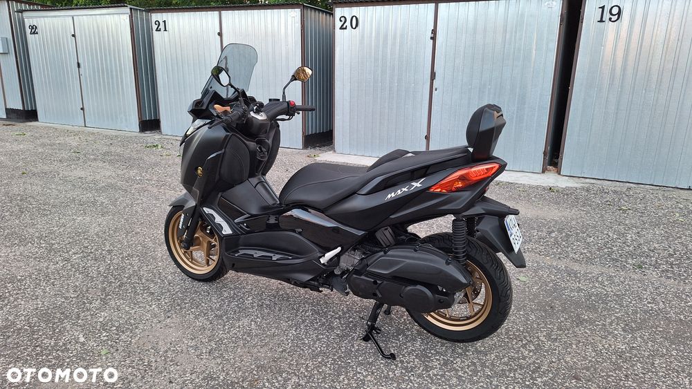 Yamaha X-max - 4