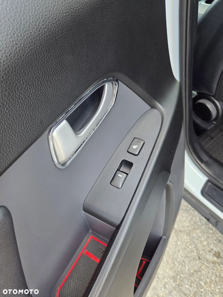 Kia Sportage 2.0 CRDI 4WD Vision - 16