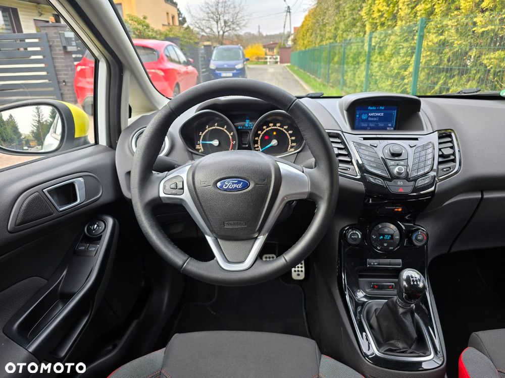 Ford Fiesta 1.0 EcoBoost STart-Stop ST-LINE - 25