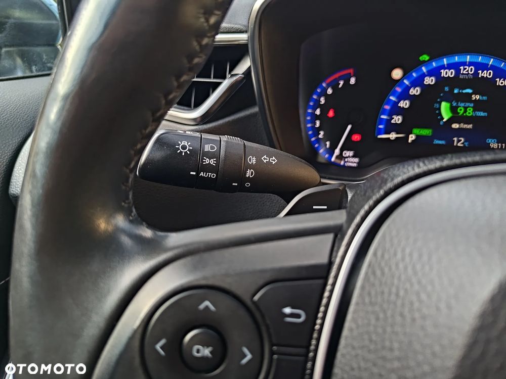 Toyota Corolla 2.0 Hybrid Selection - 26