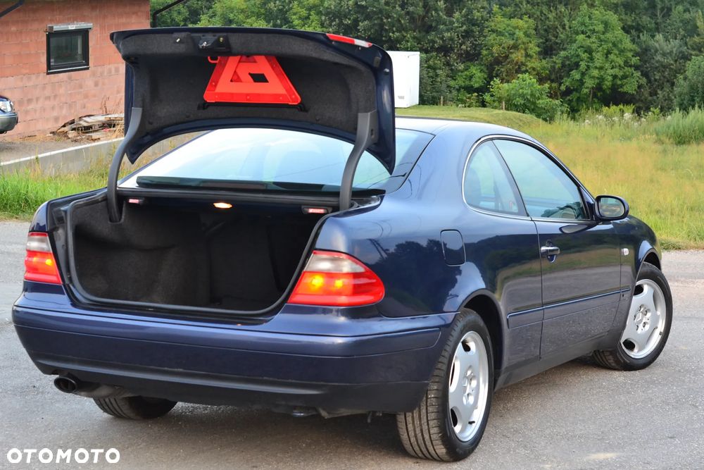Mercedes-Benz CLK - 5