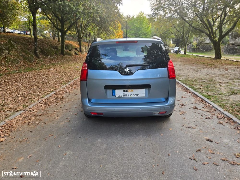 Peugeot 5008 HDI FAP 110 EGS6 Premium - 3