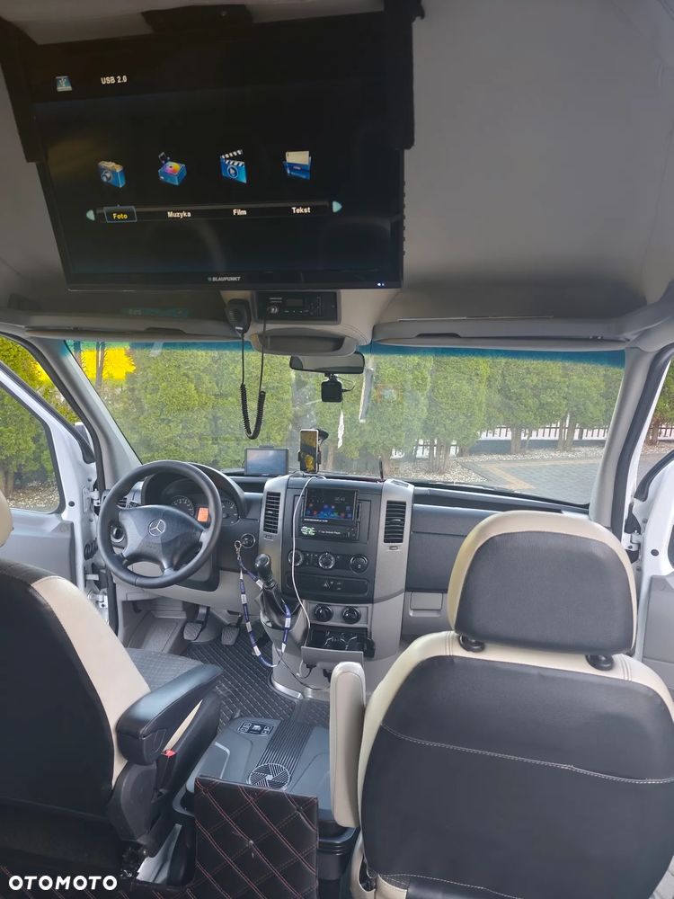 Mercedes-Benz Sprinter - 17