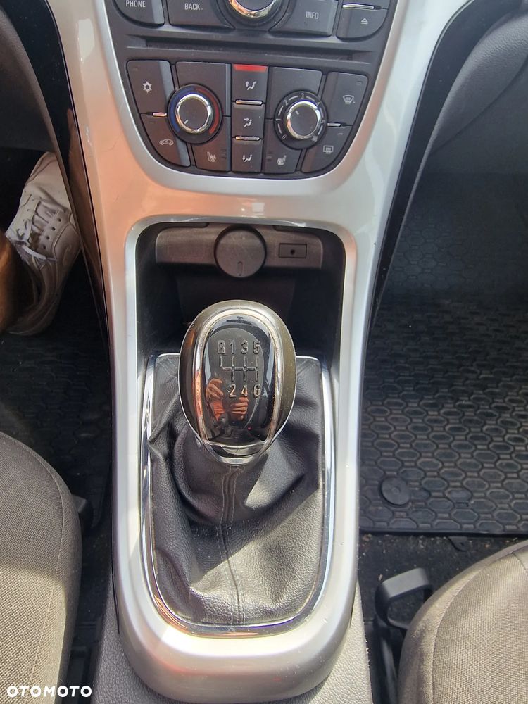 Opel Astra 1.7 CDTI - 28