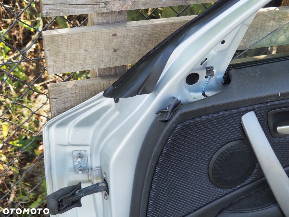 Drzwi przód przednie prawe BMW 1 E87 Titansilber - 14