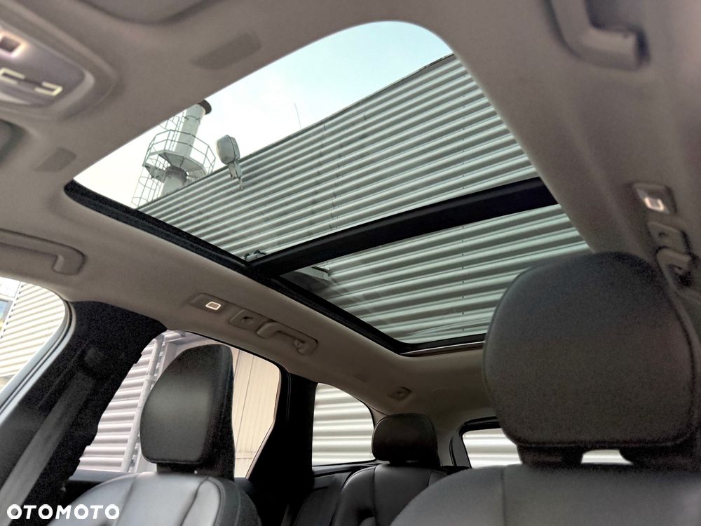 Volvo XC 60 B5 B AWD Ultimate Dark - 16