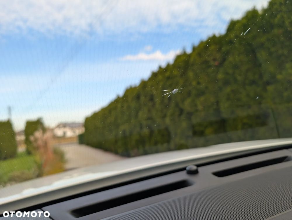 Land Rover Range Rover Velar 3.0 SD6 R-Dynamic S - 30