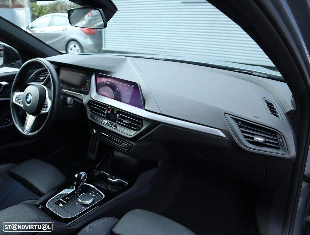 BMW 116 d Pack Desportivo M Auto - 18