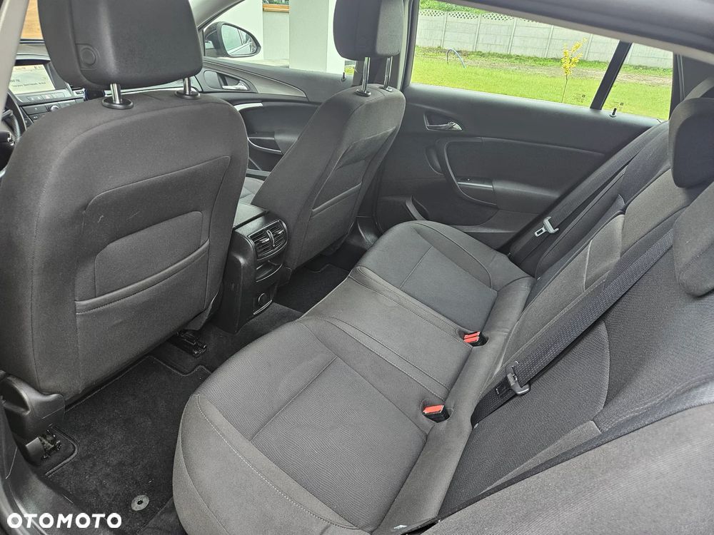 Opel Insignia 1.4 T Active S&S - 10