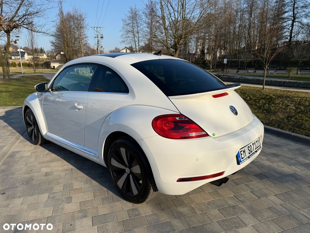Volkswagen Beetle 2.0 TDI DPF Sport - 6