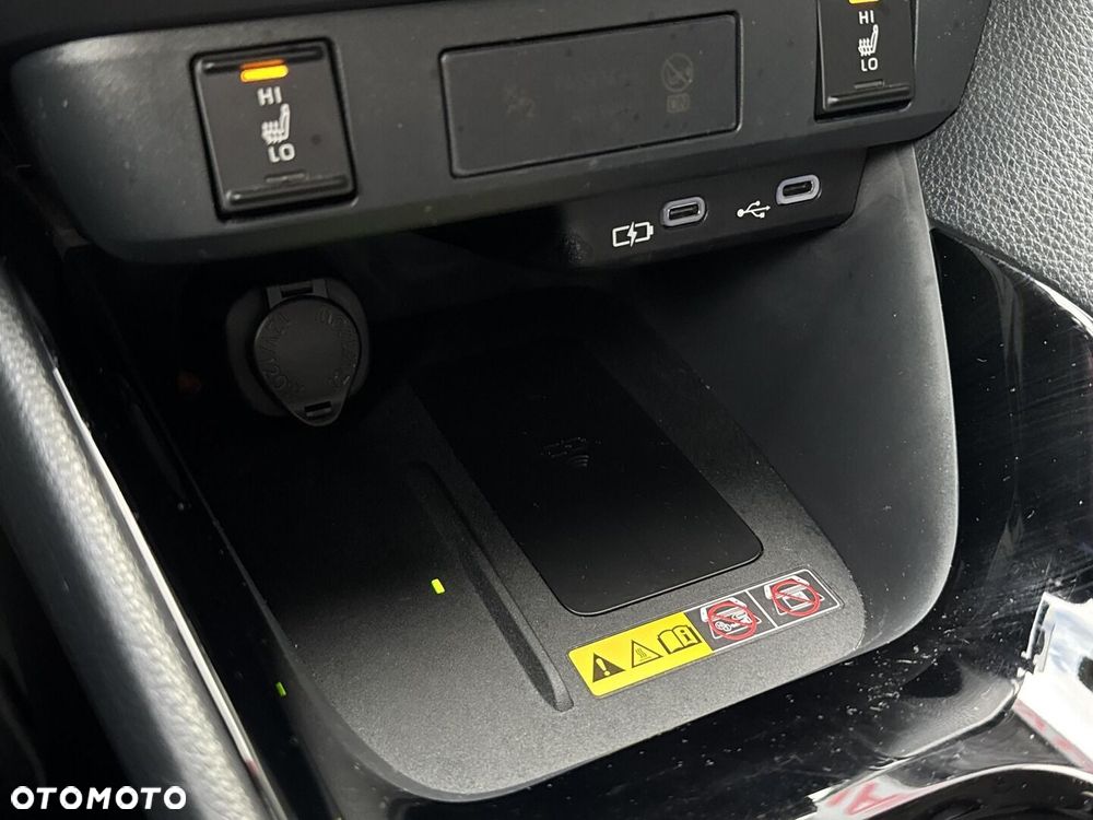 Toyota Yaris Hybrid 1.5 Style - 31