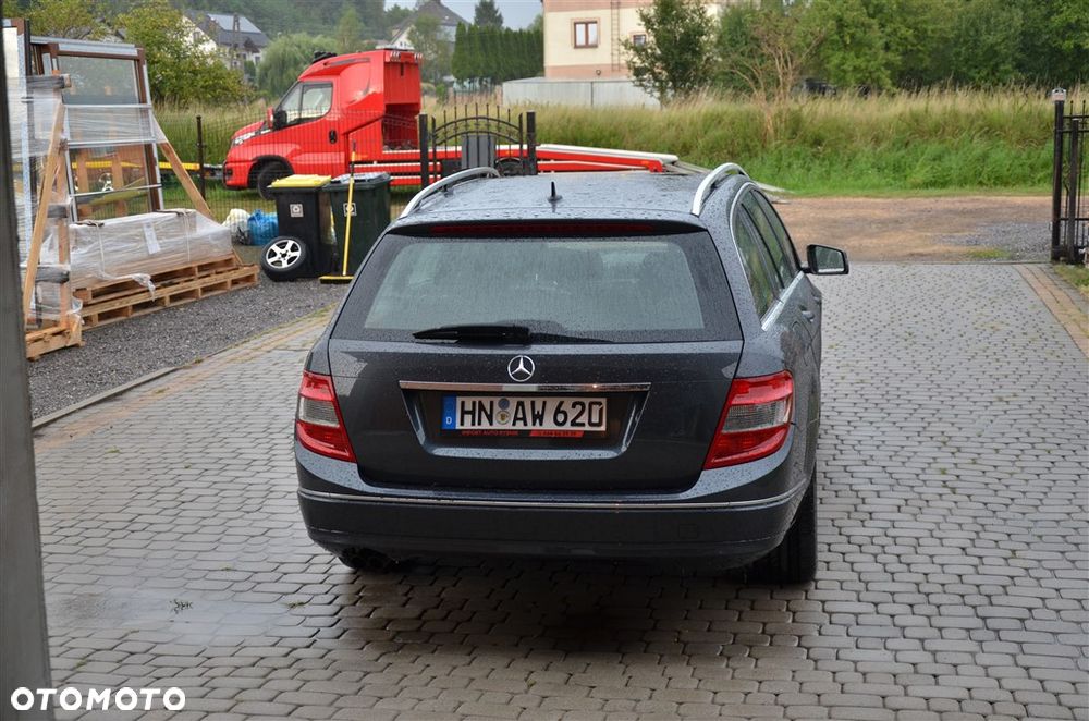 Mercedes-Benz Klasa C 200 CDI DPF Avantgarde - 10