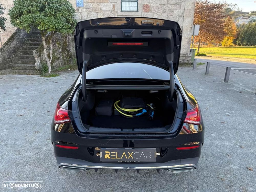 Mercedes-Benz CLA 250 e - 9