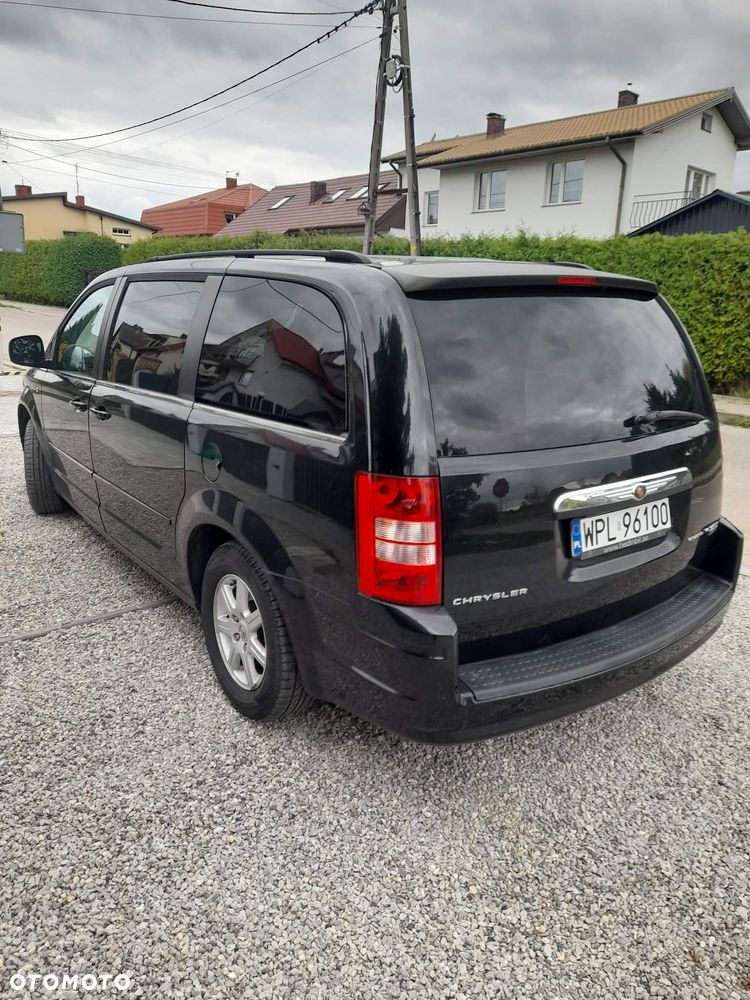 Chrysler Grand Voyager - 3
